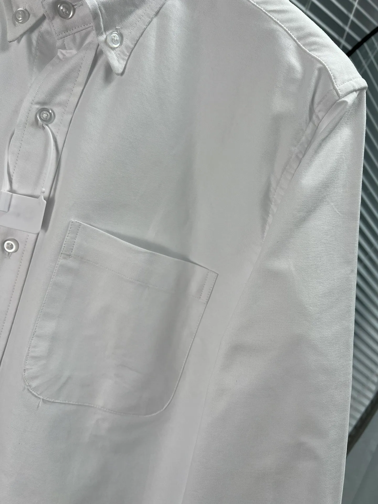 THOM BROWNE HECTORSeries 100% Breathable ：White Sizes：1.2.3.4
